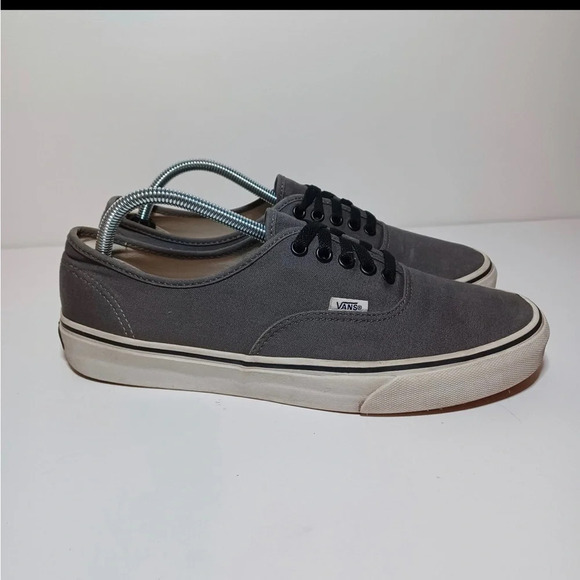 Vans Other - Vans Solid Gray Classic White Sole Lace Up Shoes Men Size 11 TC6D (202 Box 24)